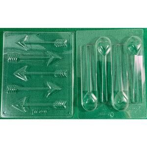 Set of 2 VALENTINES DAY Chocolate Candy Lollipop Plastic Mold Hearts and Arrows